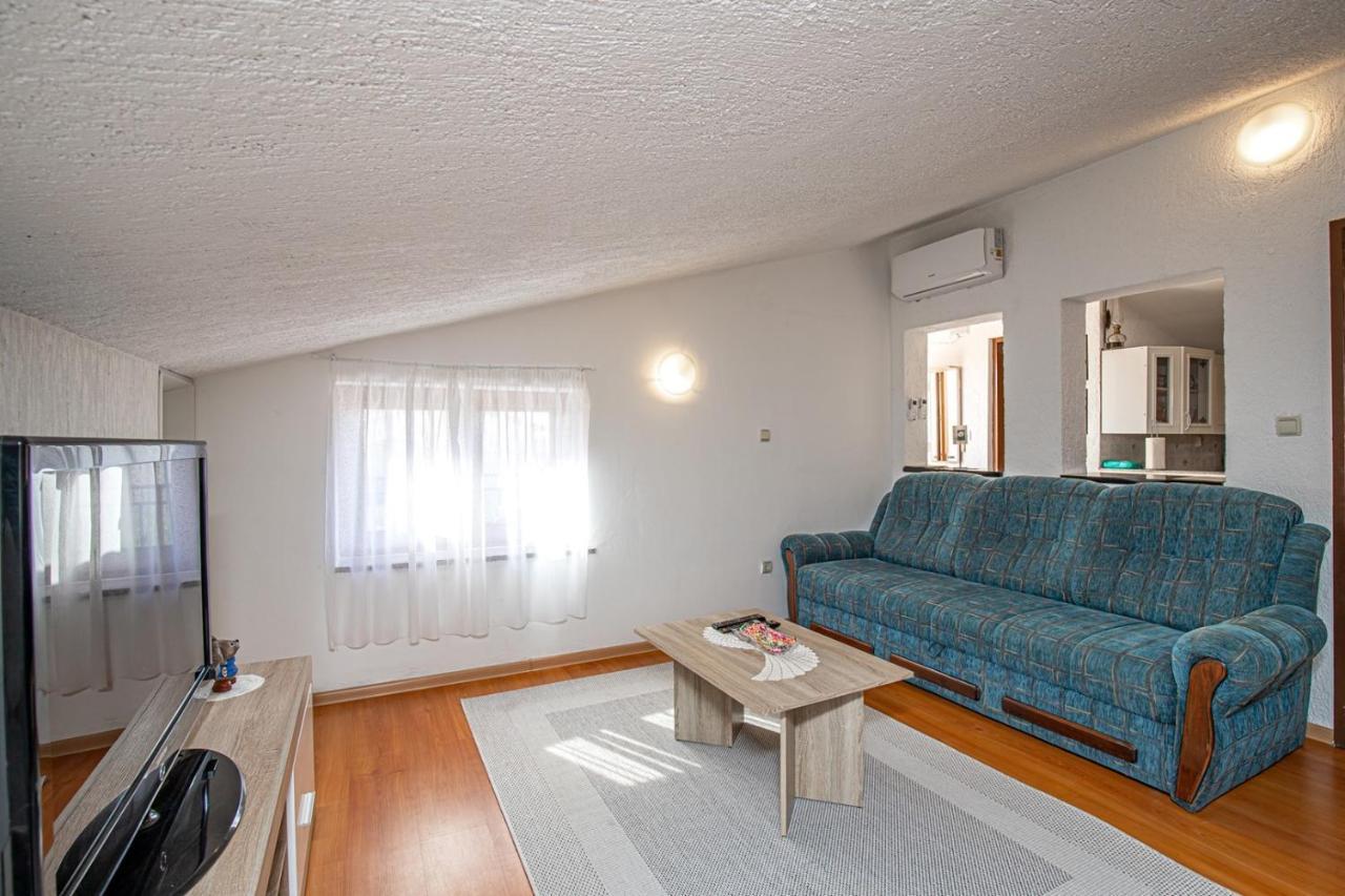 Apartment Slavko Cancini Kukci Exterior photo